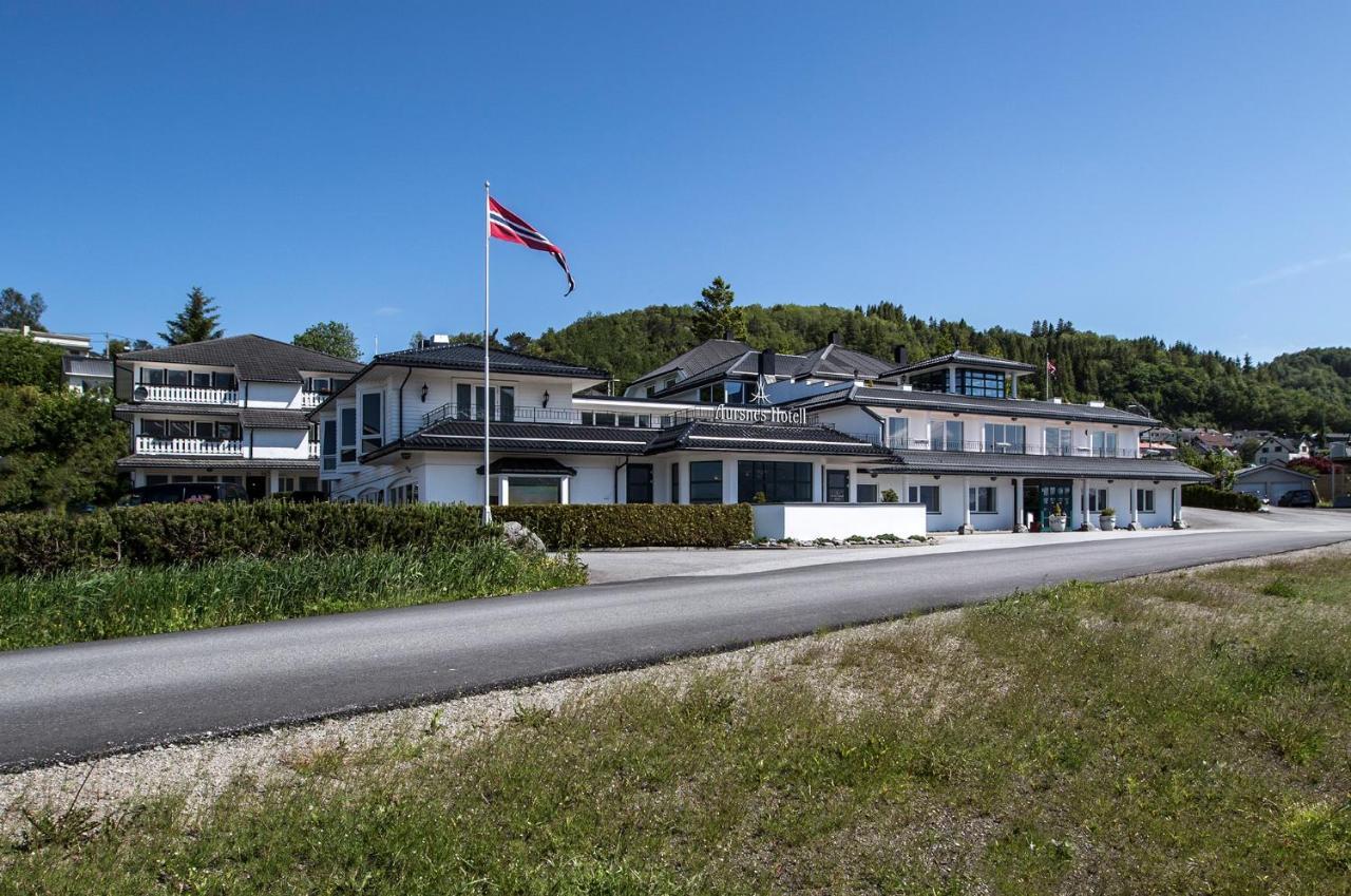 Aursnes Hotell Sykkylven Exterior photo